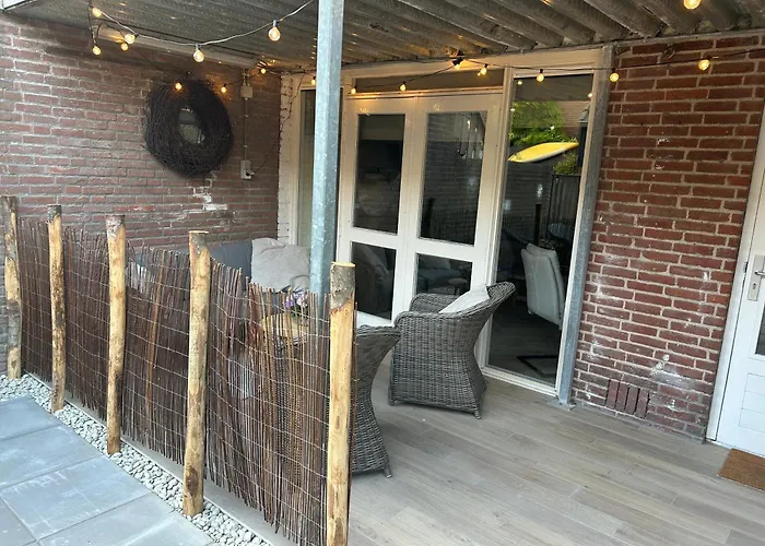 Guest house Ann's Cozy Tides By Sea With Sun-shower In